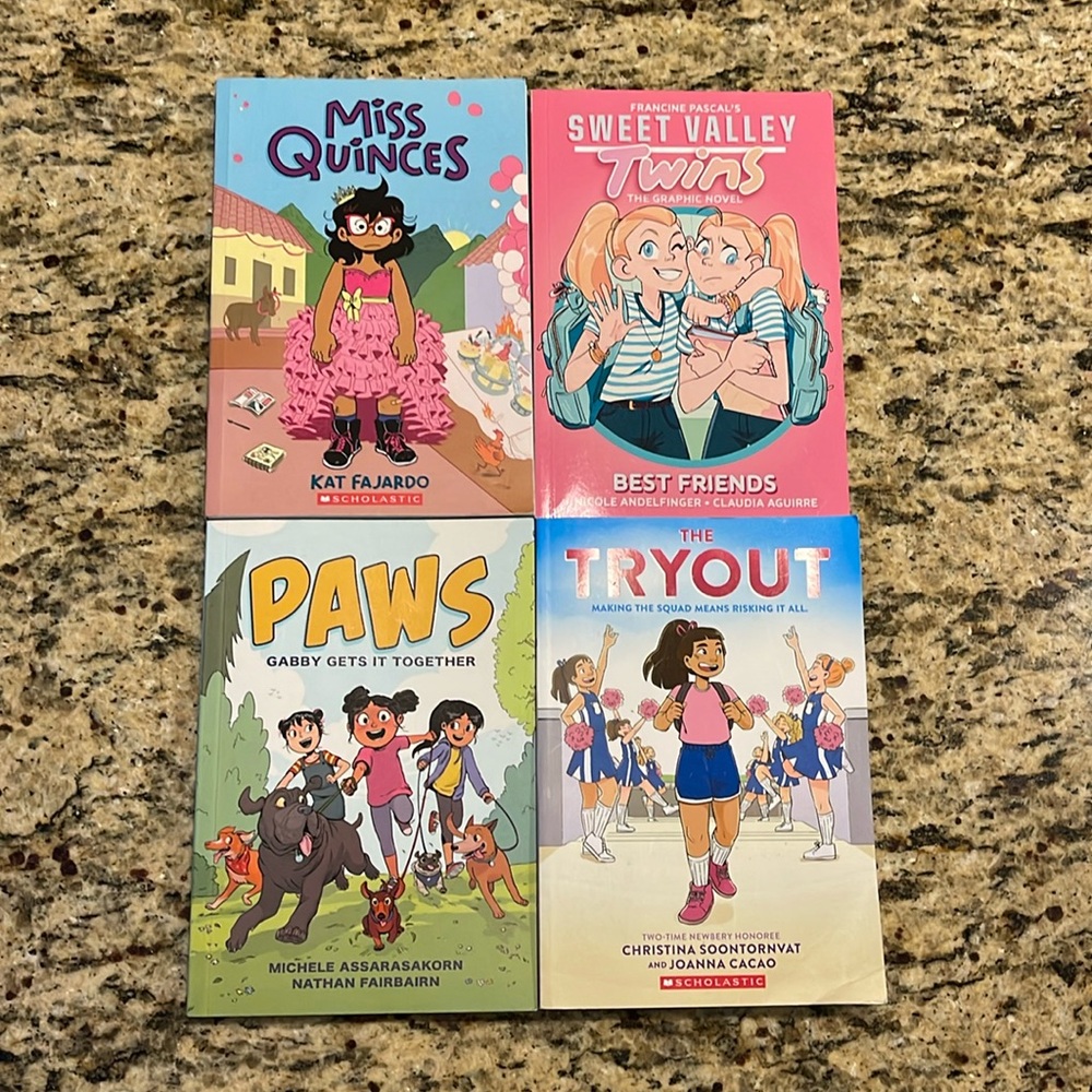 GUC graphic novel lot (4) sweet valley, miss quinces, paws, the tryout